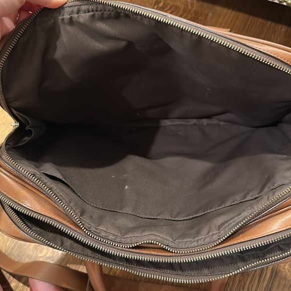 LUXURY!! 💼 Perfect Condition! COACH Briefcase, 4 main compartments. - Picture 6 of 11